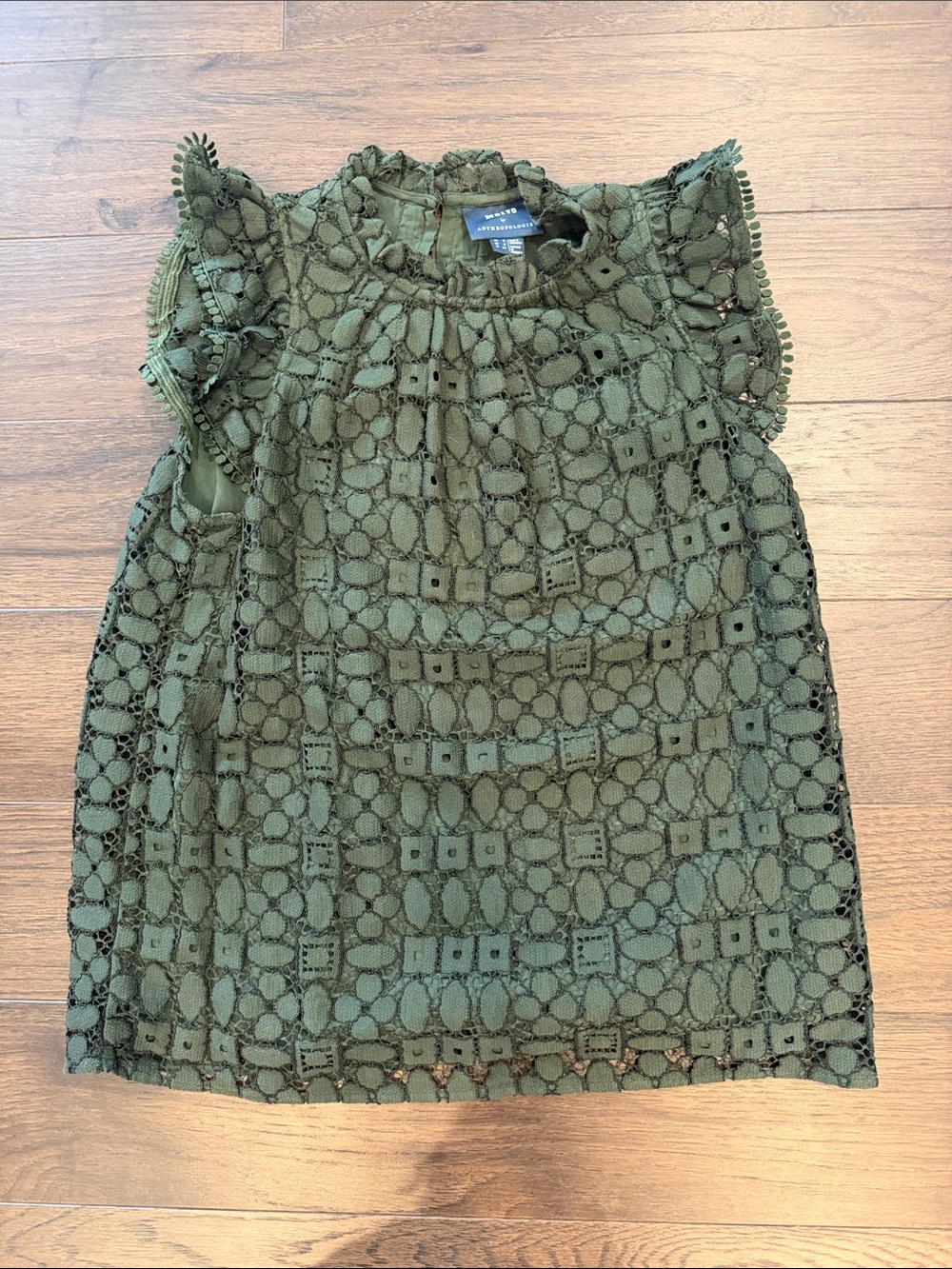 Maeve by Anthropologie Green Angelica Flutter Sleeve Blouse Size 2 - C59-012